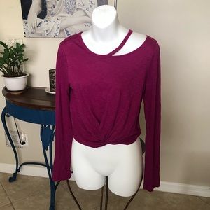 NWT Express One Eleven S Long Sleeve Twist Front Top